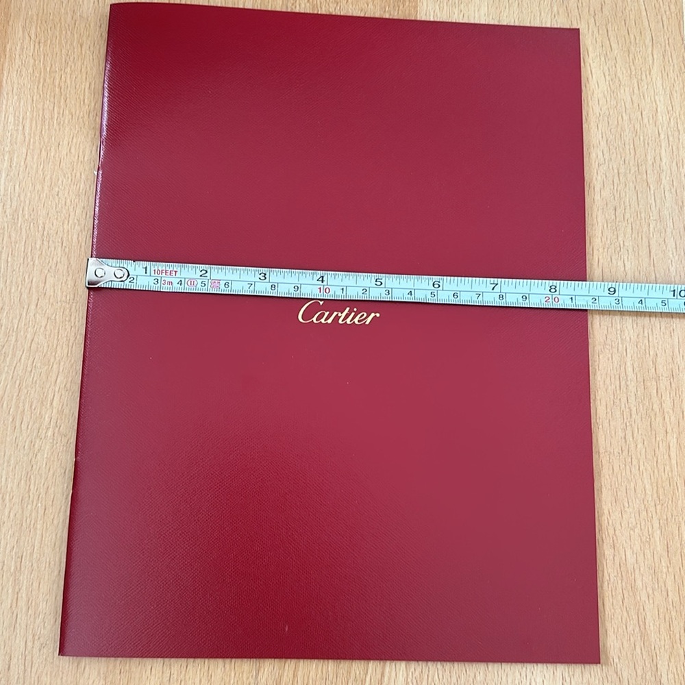 Cartier shopping bag, receipt holder, perfume samples and coloring book - Picture 10 of 16